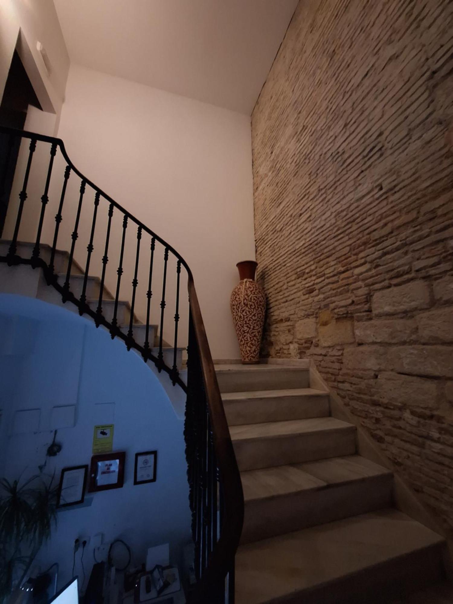 Hostal Fenix Jerez de la Frontera Exteriör bild