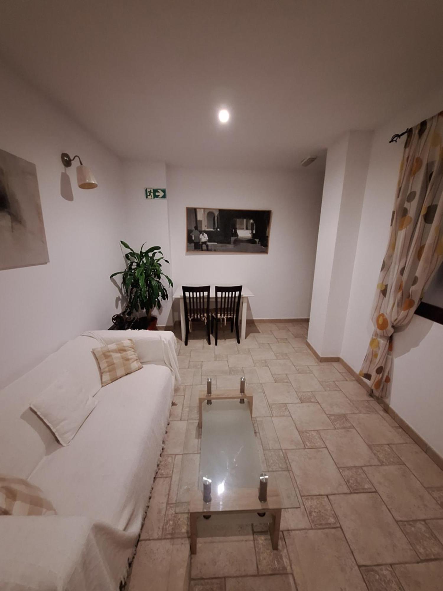 Hostal Fenix Jerez de la Frontera Exteriör bild