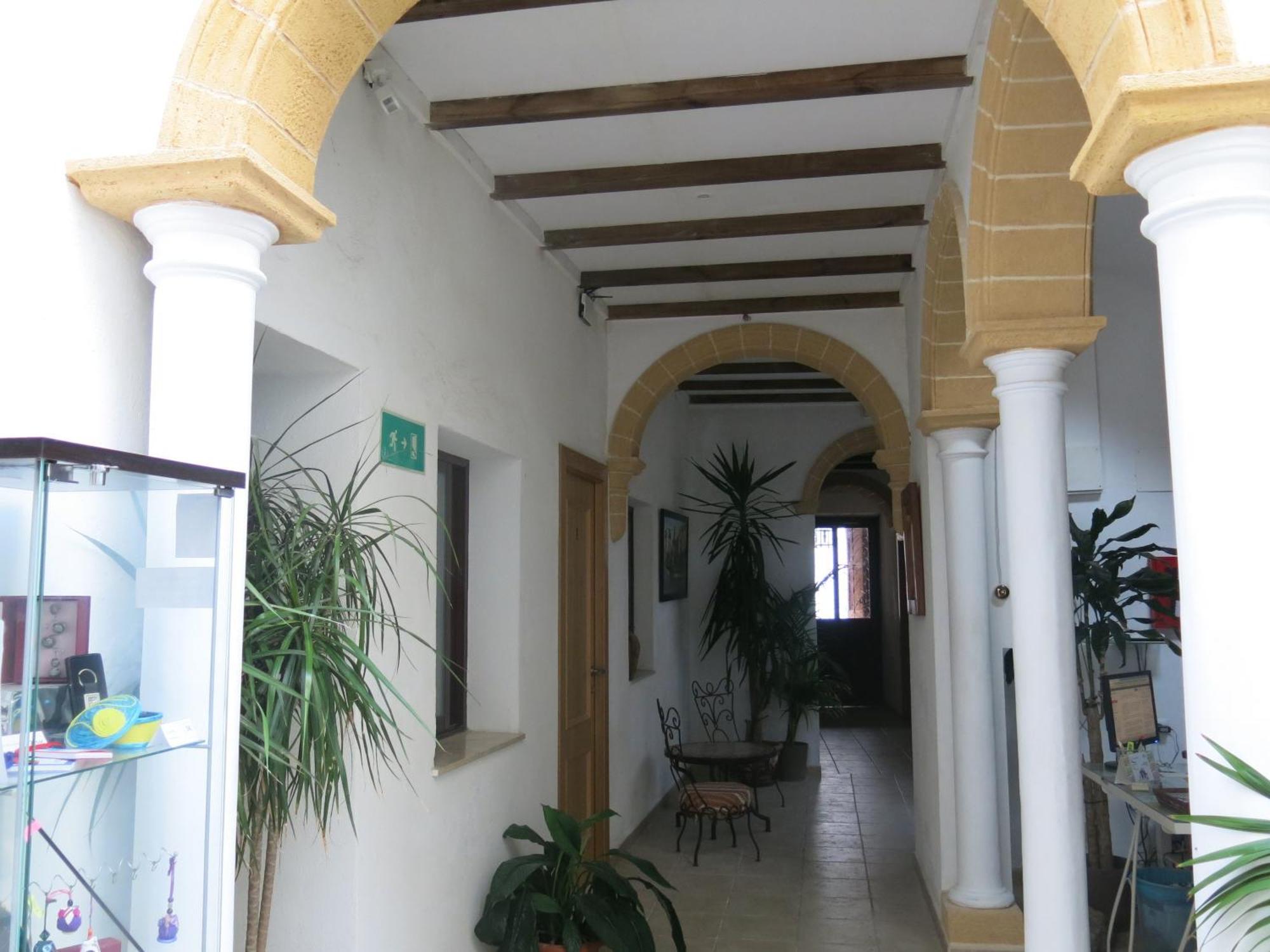 Hostal Fenix Jerez de la Frontera Exteriör bild
